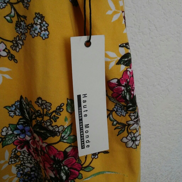 NWT Haute Monde Yellow Floral Cold Shoulder Top - Picture 3 of 6